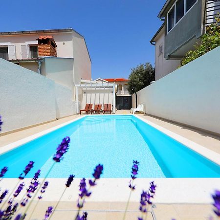 זאדאר Villa Klaudia With Pool מראה חיצוני תמונה